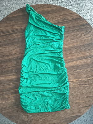 Desiree Μίνι Φόρεμα One Shoulder Medium Πράσινο Σαν Καινούργιο