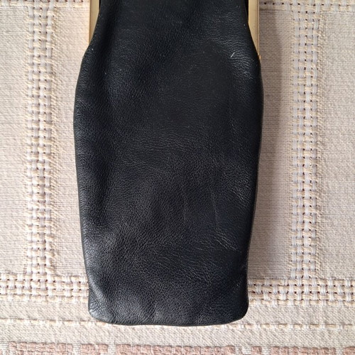 Vintage women's wallet with metal clasp used
