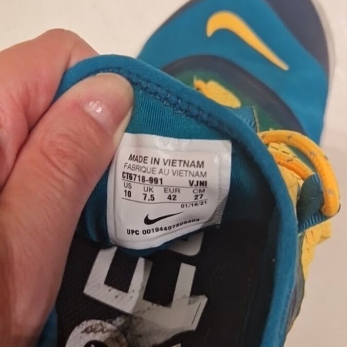 Nike Free shoes like new, green and yellow, size 42