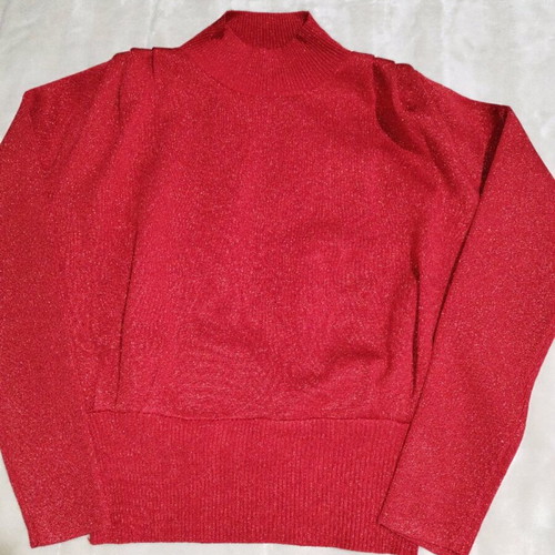 Red sweater new with shine and elasticity