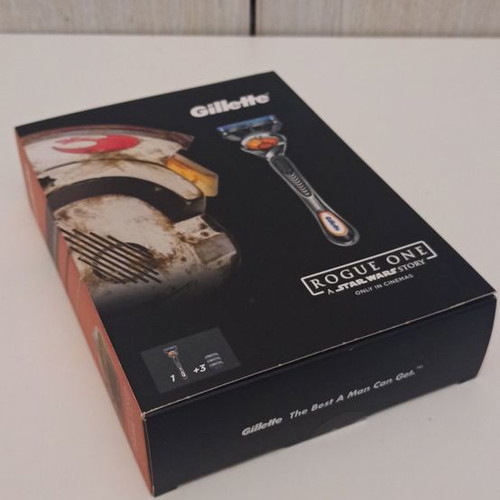 Gillette Fusion Proglide Star Wars collectible shaving set with razor