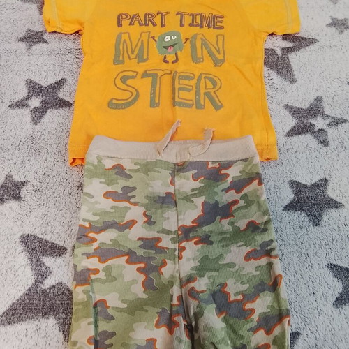 Baby clothing set like new, 6-12 months boy