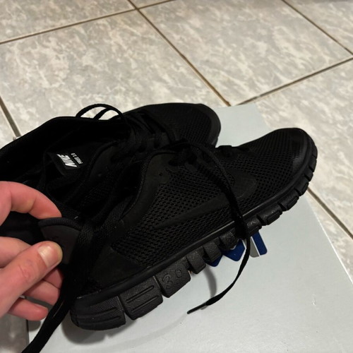 Nike Free Run 3.0 used athletic shoes size 42 black