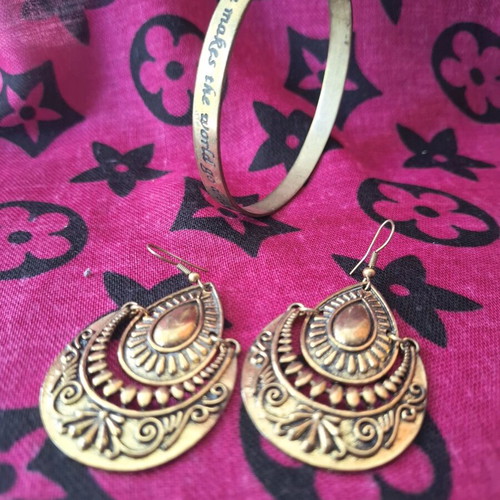 Vintage boho style jewelry set used, multicolored