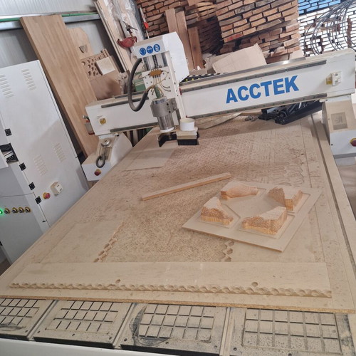 CNC pantograph and 3-axis machine like new