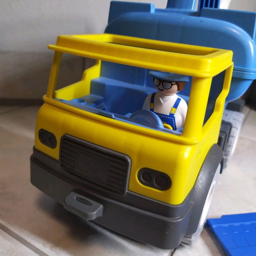 Playmobil Water Tank Truck 9144 like new