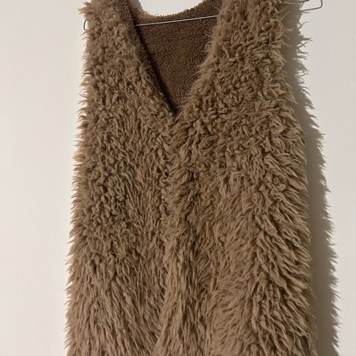 Sleeveless fur brown like new