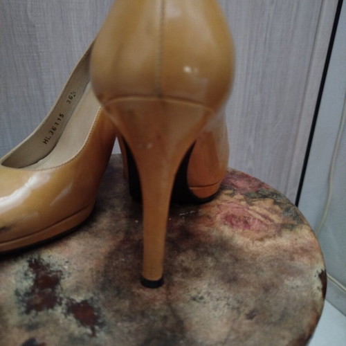 Stuart Weitzman pumps used, nude color, size 36, 10 cm heel