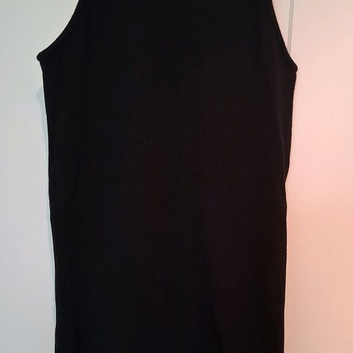 Fitted black dress new, rib knit with gold detail, sizes S/M