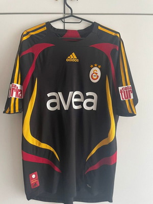 Galatasaray 07-08 Adidas jersey like new, medium size