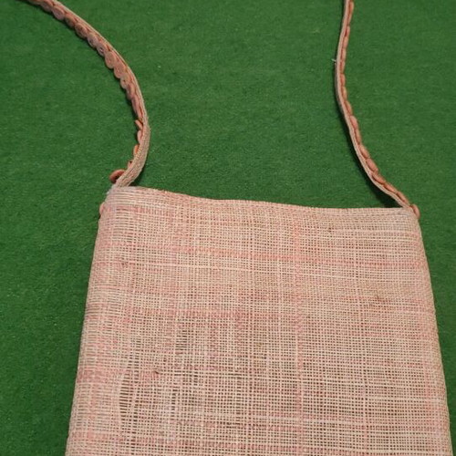 Handmade straw shoulder bag used, pink, vintage 00s