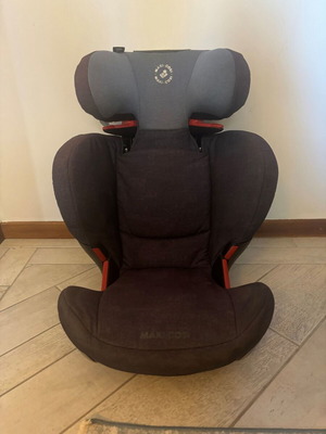 Maxi-Cosi RodiFix AirProtect ISOFIX child car seat 15-36kg used