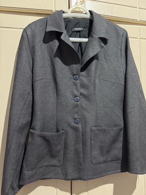 Women's gray classic line jacket new, size S