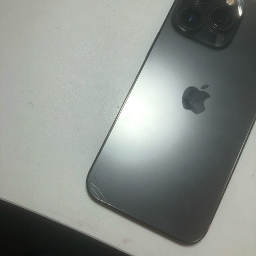 iPhone 13 Pro like new, 128GB, black with slight back crack