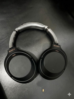 Sony 1000XM4 wireless headphones