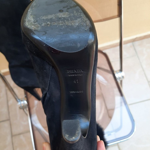 Prada black suede boots with fur size 41 like new, high heels