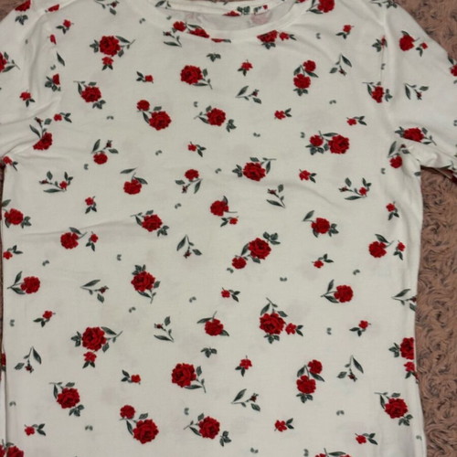 Cotton blouse thin long-sleeve white with red flowers like new, size M