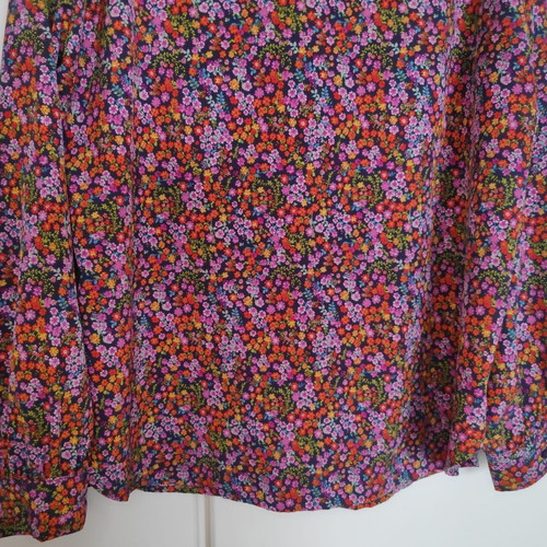 Vero Moda dark blue floral shirt like new, size L/XL