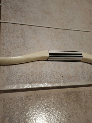 Plastic bow used 56cm