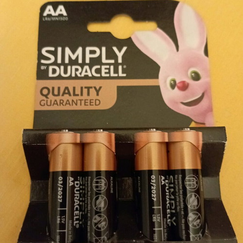 Duracell Simply AA Batteries new