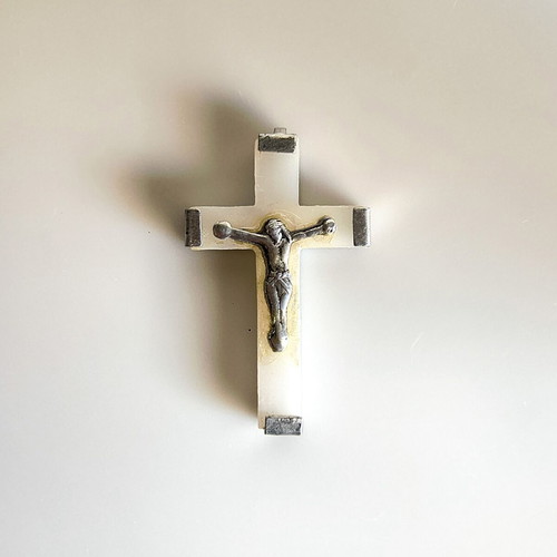Plexiglass and metal cross 4x2.5 cm with Jerusalem inscription
