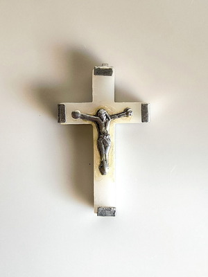 Plexiglass and metal cross 4x2.5 cm with Jerusalem inscription