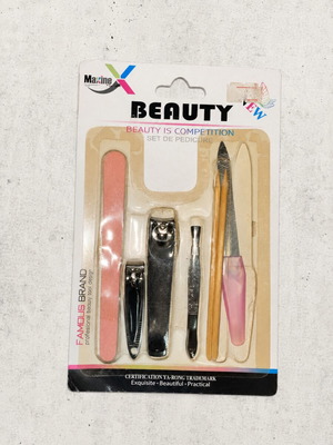 Beauty manicure and pedicure set, 8 pieces