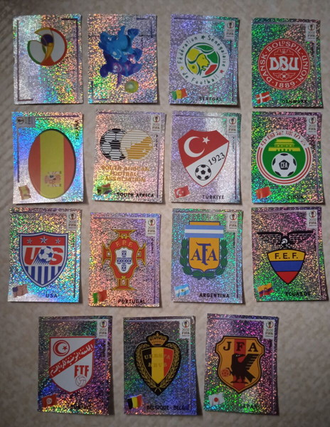 15 σήματα (15 foil badges) Panini World Cup 2002 Korea/Japan