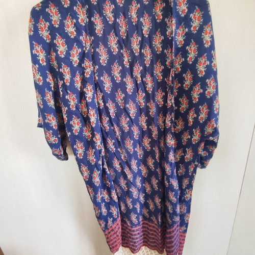 Floral kimono Mango like new, summer vest with fringes