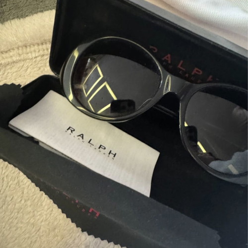 Ralph Lauren Vintage Oval Sunglasses used, black with original case
