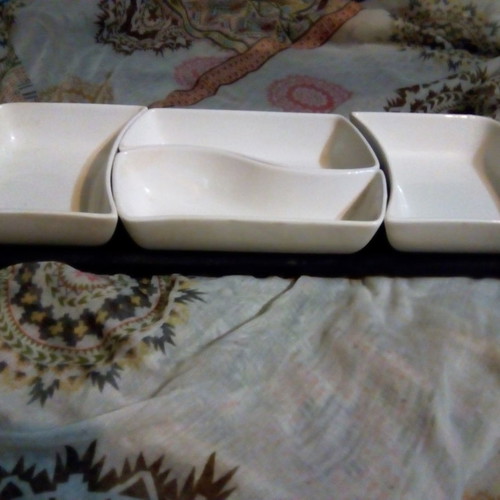 English porcelain articulated hors d'oeuvres set of 3 new pieces
