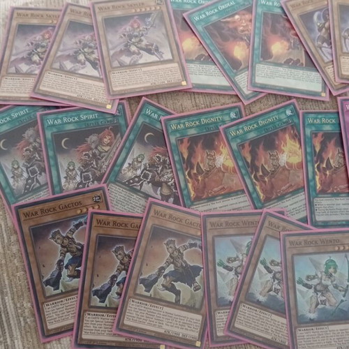 Yu-Gi-Oh War Rock Deck-Core like new, 33 cards
