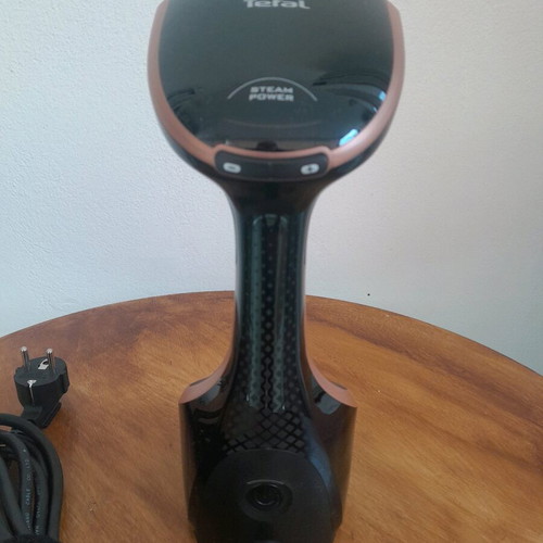 Tefal DT 9100 steam cleaner 1600W with 200ml tank like new