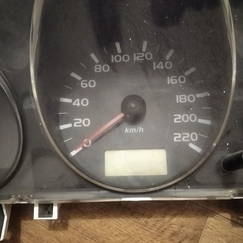 Mitsubishi Colt 2005 1.3 Petrol odometer and tachometer used, MR951770