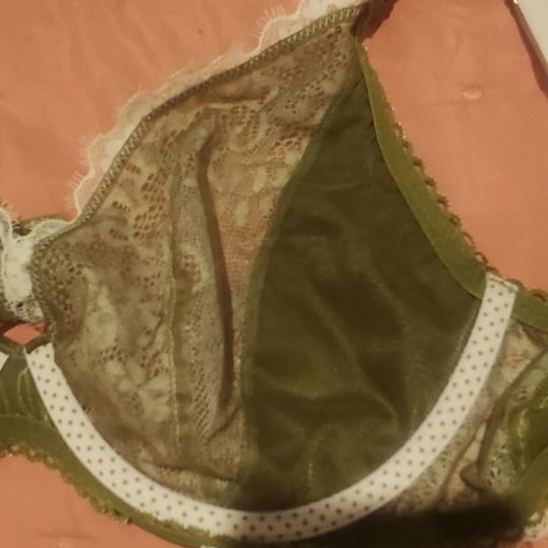 M&S Bra 32E / 70E almost unused, ideal for large bust