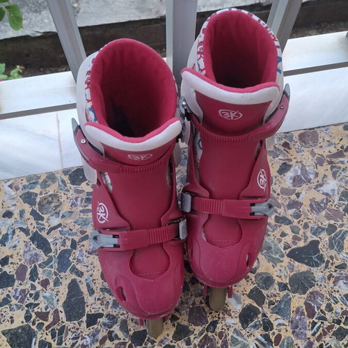 Roller skates with adjustable size 36-40