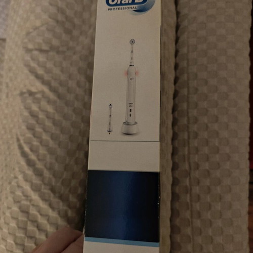 Oral B Professional Gumcare 2 electric toothbrush new
