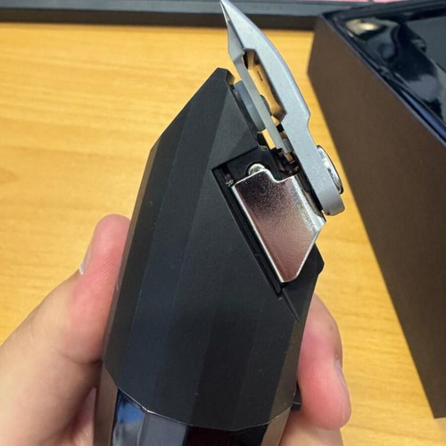 JRL 2020C Hair Clipper brand new, silver color