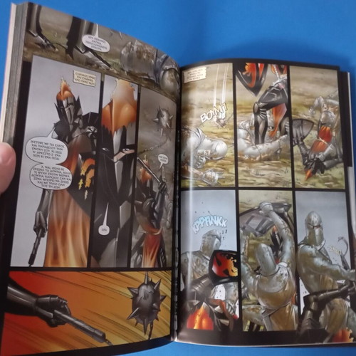 The Hedge Knight graphic novel like new, first edition
