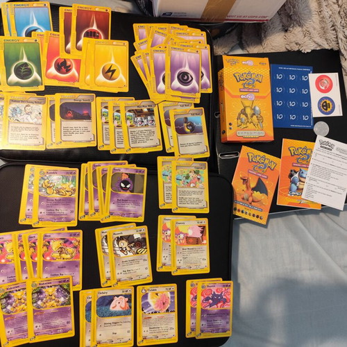 Expedition Base Set Theme Deck Echo Pokemon boxed full with mint cards and brochures-coin like new