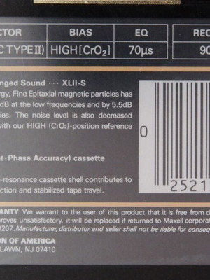 1990 Maxell XLII-S 90 запечатана касета