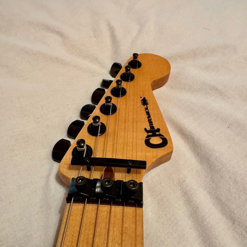 Charvel San Dimas Style 1 HH Red Burst guitar like new