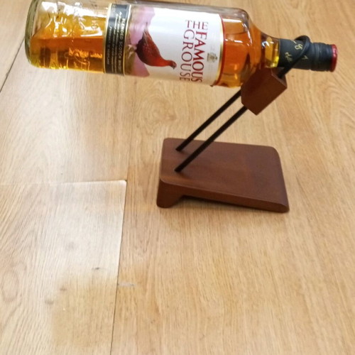 Modern wooden bottle holder like new, minimal design