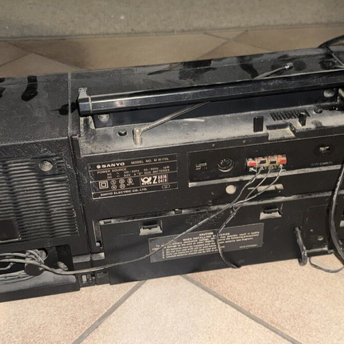 SANYO Vintage Boombox used, portable dual cassette player with FM/MW/LW radio