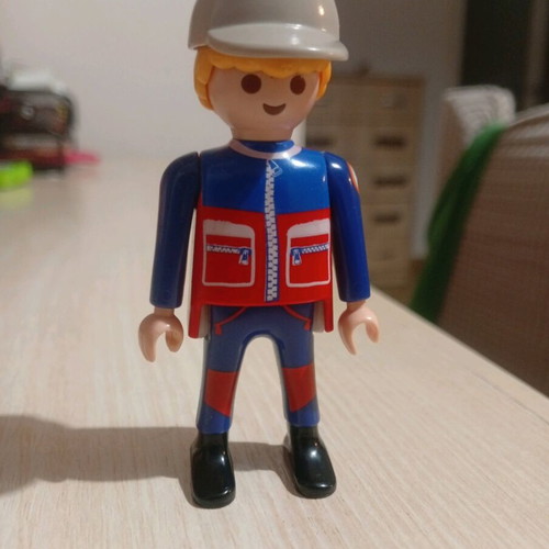 Playmobil driver figure 1997 like new