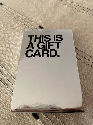 Gift box for gift card silver like new