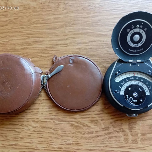 Bertram Chloron light meter used, needs service