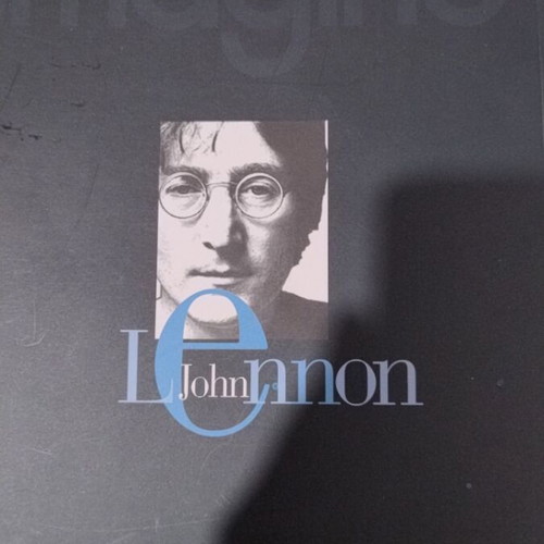 John Lennon Collectible Magazine Like New