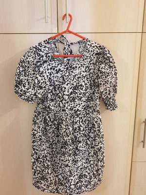 Only dress like new, black and white, size M