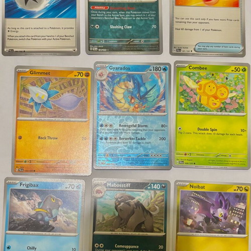 Paldea Evolved lot of new Pokémon cards